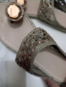 Ladeis Footwear