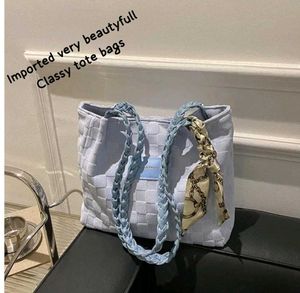 PREMIUM TOTE BAG 👜