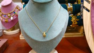 Teardrop Pendant Necklace