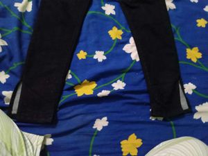 2 High-Waisted Black Jeans(Combo)