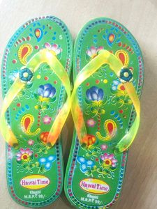 Ladies And Girls Chappal