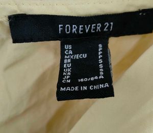 💛Forever 21 Cowl Neck Tie-Back Crop Top💛