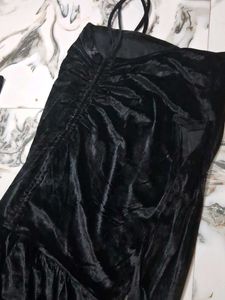 Black Velvet Long Sleeve Dress