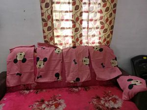 Bed Sheet With 4 Pillow Cover