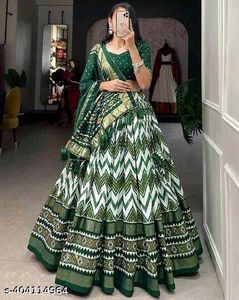 New Bollywood Stayle Beautiful Lahenga Dress Inpot