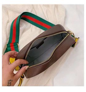 GUESS - Crossbody