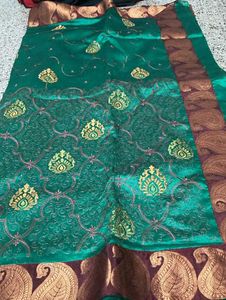Like New Shiny Silk Cotton Saree
