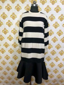 WOOLEN DRESS