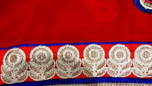 Double Colour Beutiful Looking Saree With Blouse