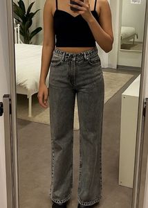 🌫️ Grey Washed Straight-Fit Jeans – 26-28