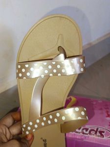 Women Slippers👡.... Perfect For Everyday Use🦸‍♂️