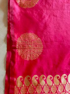 Elegant Red Banarasi Saree ❤️