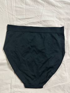 Black Seamless Underwear