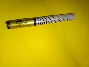 Yellow Eyeliner
