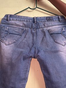 Slim Designer Jeans