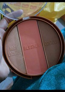 3 In 1 Combo.     Blush &amp; Highlighter