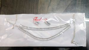 Sparkling Necklace Set