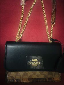 Coach Sling Bag 🖤