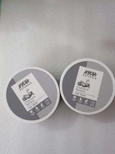 NYKAA Charcoal & Bamboo Hair Mask one piece