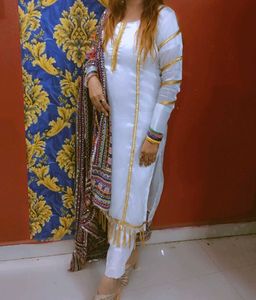 Beautiful White Dress L Size Available