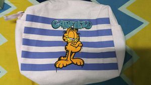 Garfield Canvas pouch ❤️