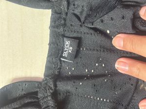 Black Crop Top With Complimentary Gift