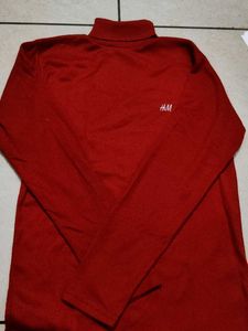 H&amp;M Red Turtleneck Sweater
