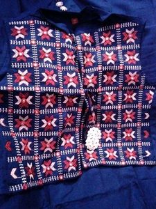 Embroidered Pattern Top
