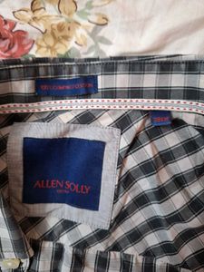 Allen Solly Full Sleeve Formal Shirt Size 39