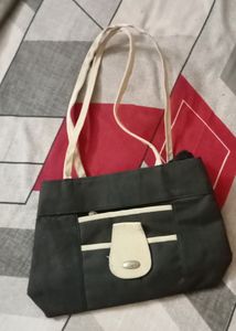 Commbo Ladies Bags..
