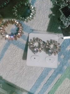 Earings