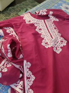 Elegant Embroidered Kurta