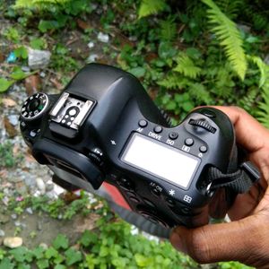 Canon 6d full frame camera