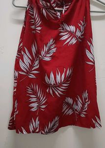 Red &amp; White Leaf Print Halter Top