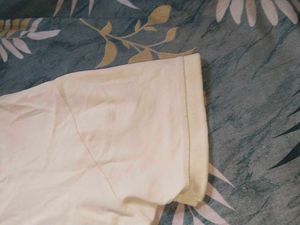 Cream Polo T Shirt 👕- Casual Chic