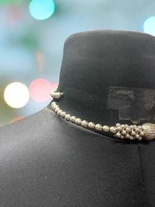 Choker + Freebies