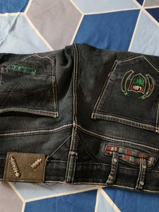 30 Size Black Jeans Good Conditions