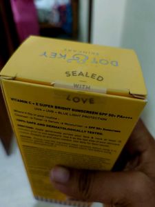 Dot &amp; Key Vitamin C+E Sunscreen SPF 50+