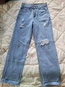 Distressed Wide Leg Jeans