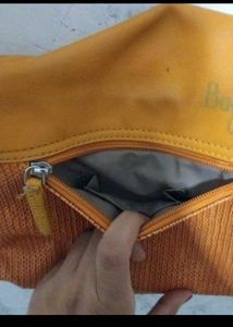 Baggit Originals Sling Bag With Back Zipper