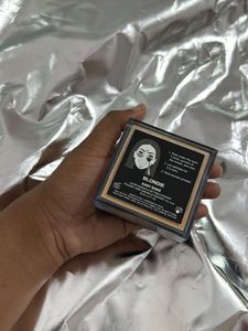 Huda Beauty Loose Setting Powder Blondie