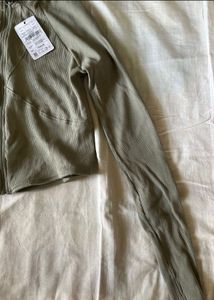 WESTSIDE STUDIOFIT  OLIVE JACKET 🎀