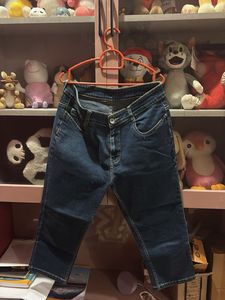 Dark Blue Capri Jeans