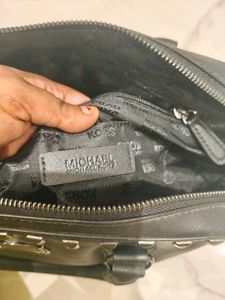 Michael Kors tote bag 100% original with code