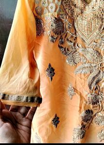 Kurta Set With Churidar Pajama And Dupattas 😎