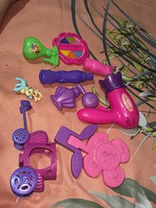Vintage Toy Lot - Hair Salon & Makeup
