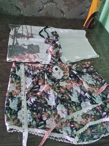 Tops Nicker