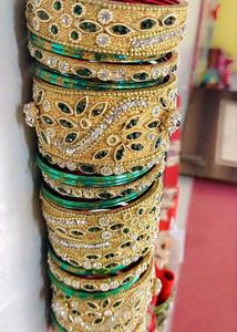 Emerald & Gold Bridal Bangles
