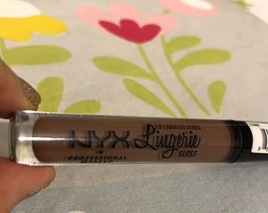 Nyx Lip Gloss Which is Not Available In Idia