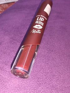 Maroon Matte Liquid lipstick
